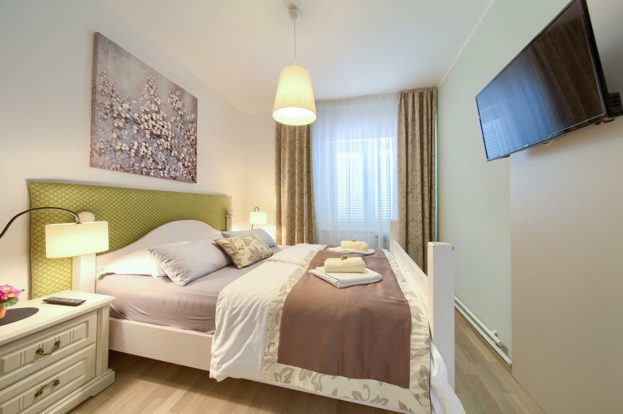 Villa Maria Krk Town Extérieur photo
